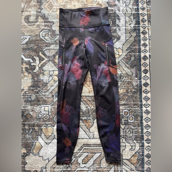 Athleta Rainer Printed Tight leggings Night Bloom Black - Picture 2 of 6